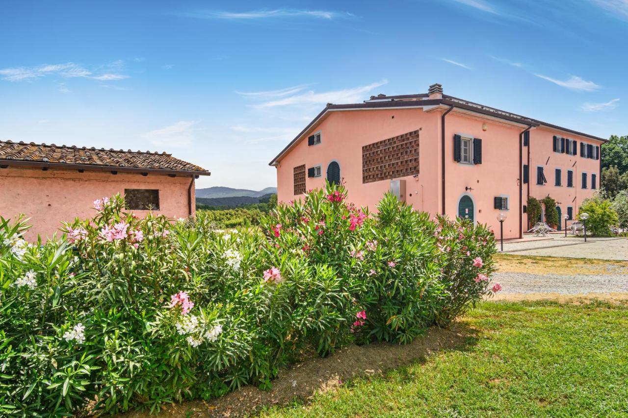 Tenuta San Giovanni Lucca Aparthotel Exterior foto