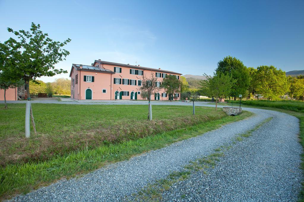 Tenuta San Giovanni Lucca Aparthotel Exterior foto